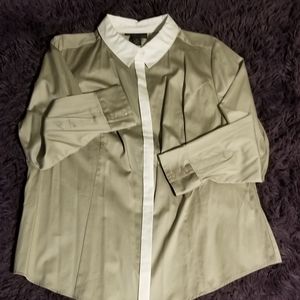 Lane Bryant, No-Peek Button-Front Boyfriend Shirt, Two Tone color. Size 22.